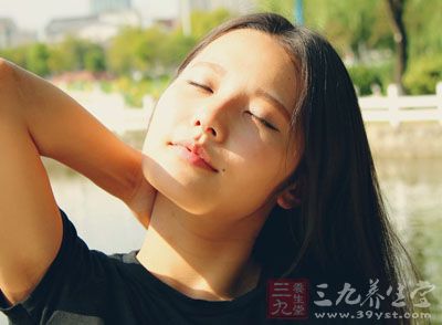 堅(jiān)持練習(xí)就會(huì)讓你換發(fā)年輕光彩