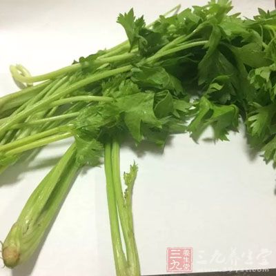 包括有芹菜、豆荚、莴笋、菠菜、油菜、茼蒿、藕等