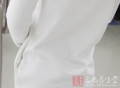 下面是几条扭腰瘦腰运动