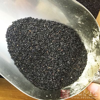 黑芝麻中含有很多人体必需的氨基酸和矿物质 黑芝麻中含有很多人体必需的氨基酸和矿物质