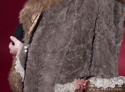 怀孕头3个月应避免或减少性生活 怀孕头3个月应避免或减少性生活