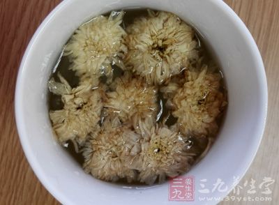 菊花茶的功效与作用二