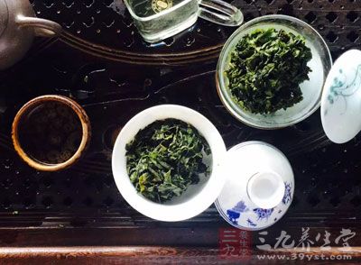 普洱茶茶性溫和，暖胃不傷胃