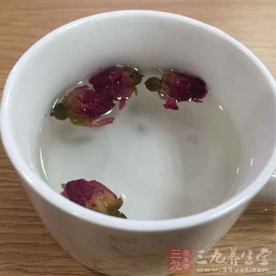 玫瑰花茶还有一个神奇的功效就是美容养颜