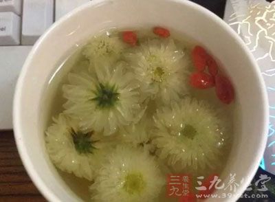 黃芪枸杞菊花茶