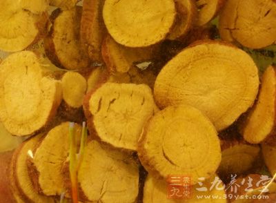 甘草功能主治：补脾益气，清热解毒，祛痰止咳，缓急止痛，调和诸药