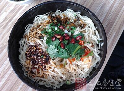 广州食药监约谈三大订餐平台 违法经营立即下