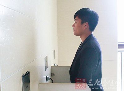 夜尿多是怎么回事 夜尿多是怎么回事