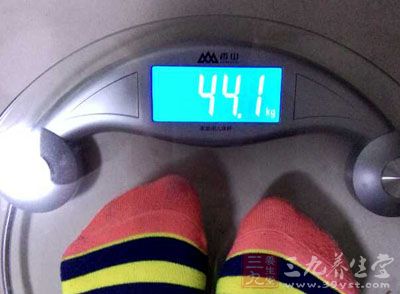 每周减肥超过五斤则伤身 每周减肥超过五斤则伤身