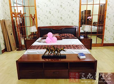 目前大户型设计,主卧一般都会带有卫生间 目前大户型设计,主卧一般都会带有卫生间