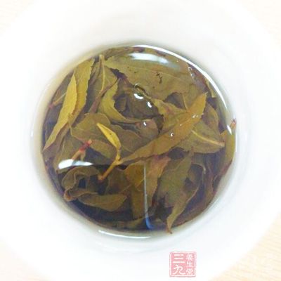 泡一杯非常浓的绿茶