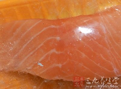 米450g 盐烤三文鱼肉适量 三文鱼籽适量