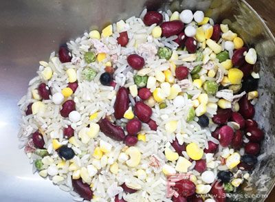 一些含钾元素较高的食物,平时可要注意 一些含钾元素较高的食物,平时可要注意