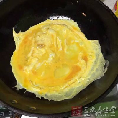 在食用鸡蛋时尽量避免煎炸