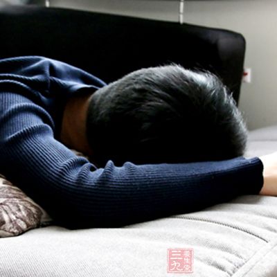 男人晚上应该几点睡觉好 男人晚上应该几点睡觉好