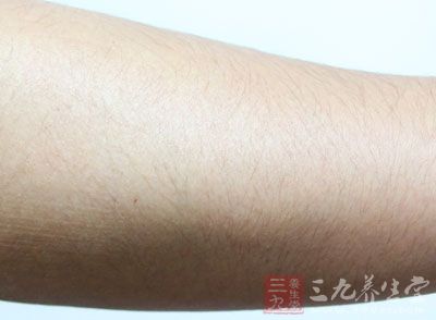 尤其办公室里的电脑族MM们如何瘦手臂呢 尤其办公室里的电脑族MM们如何瘦手臂呢