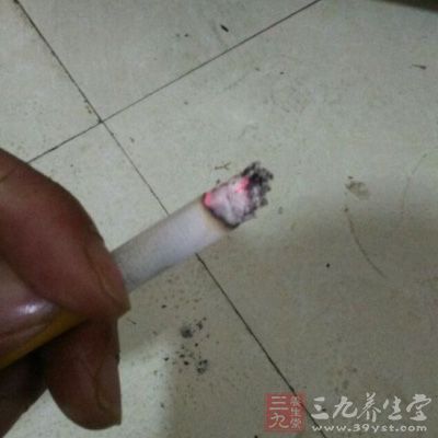 檢查前三天不要抽煙喝酒