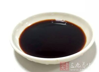 用食醋小许