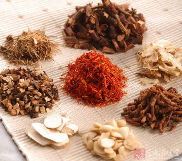 中药泡脚都是选配药方来针对一些疾病进行泡脚的 中药泡脚都是选配药方来针对一些疾病进行泡脚的