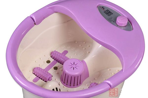 足浴盆作为一种通过水+电的工作原理 足浴盆作为一种通过水+电的工作原理