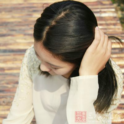 这样的你散发着调皮、不羁、可爱的女人态度