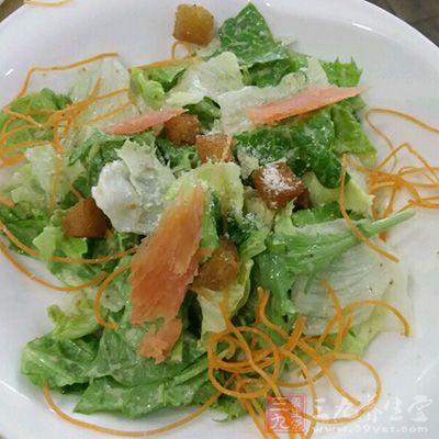 只食用植物，人数一般为西方国家多