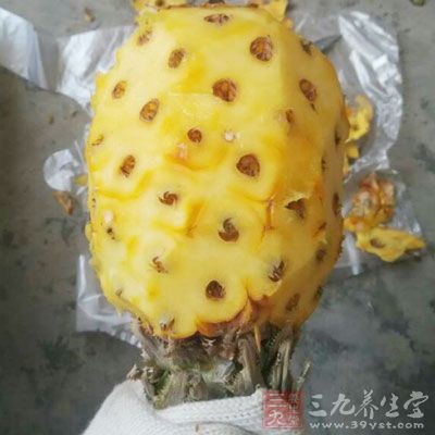 菠萝和凤梨的区别 菠萝凤梨是同一水果吗(2)