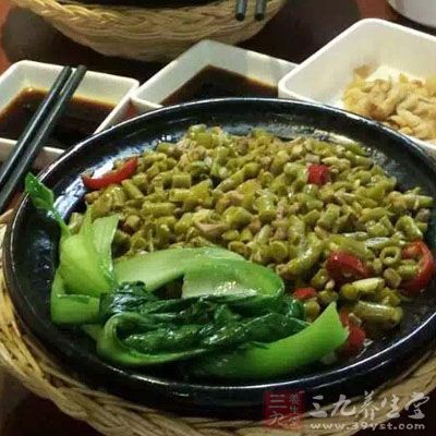 经期嗜睡的人食欲不振