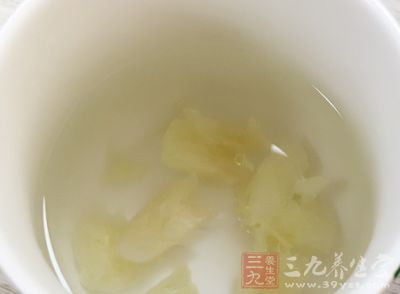 柚子茶具有清热去火，止咳化痰的功效