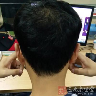 人体表现症状:发烧、疼痛 人体表现症状:发烧、疼痛