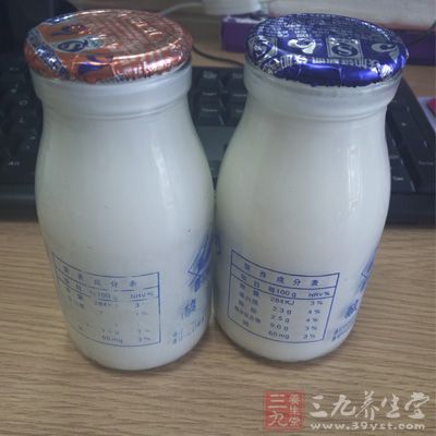 即使喝牛奶，也要水多一些