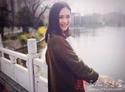 祛痘方法 學(xué)會4步掃除痘痘肌