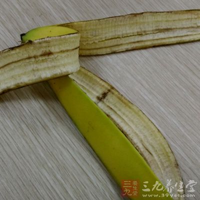 香蕉皮可以治疗皮肤瘙痒