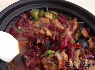 春季慎吃“烧公鸡” 春季慎吃“烧公鸡”