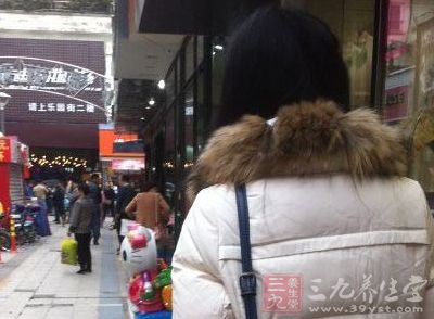 肛周癌分化较好，角化多，恶性低，转移少见，手术后预后良好