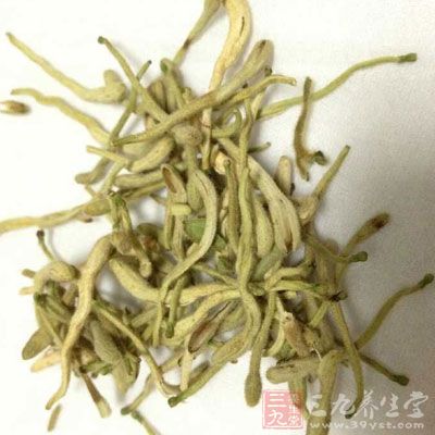 金銀花茶，也是人們常見(jiàn)的用于清熱解毒的花茶