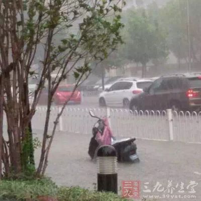 谷雨期間，中原地區(qū)的降水量、降水日數(shù)以及降水強(qiáng)度均有明顯增加