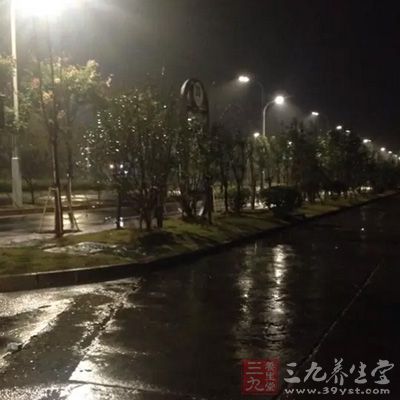 這個(gè)時(shí)節(jié)降雨明顯增多