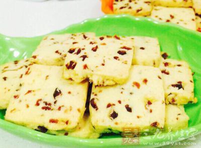 曲奇的油脂含量相当于肥肉 曲奇的油脂含量相当于肥肉