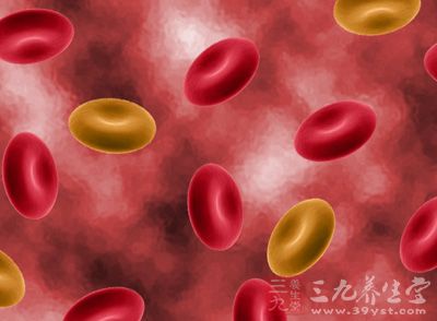 在进行血象确诊的时候，红细胞可能会显得比较正常