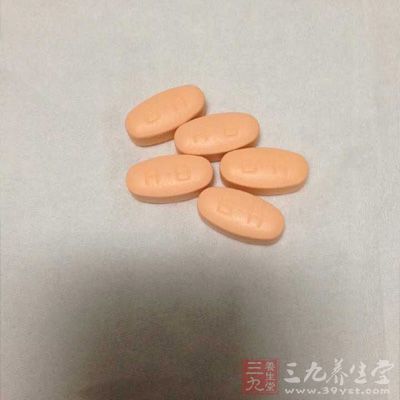 需要进行驱虫和溶石作用的药物