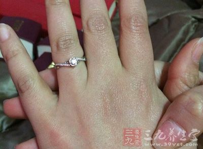 每天坚持做手指运动,有助于大脑血流通畅 每天坚持做手指运动,有助于大脑血流通畅