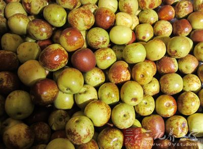 冬枣含蛋白质1.65%,膳食纤维2.3% 冬枣含蛋白质1.65%,膳食纤维2.3%