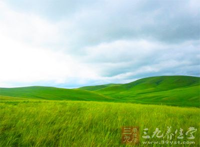 雅居乐长江高尔夫球会位于长江旅游风景区