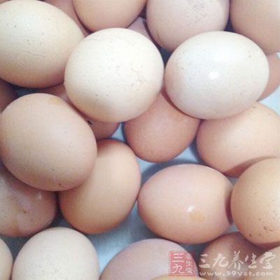 誤區(qū)三：產(chǎn)婦不能吃雞蛋、牛奶等食物會引起寶寶濕疹嗎