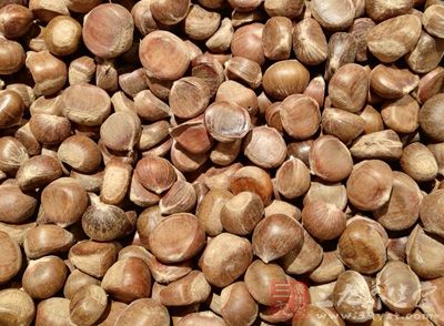 榛子本身有一种天然的香气 榛子本身有一种天然的香气