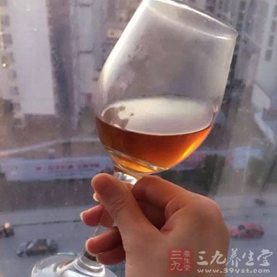 红酒本身并不含有益生菌