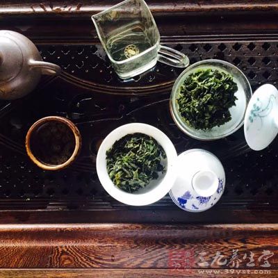 普洱茶是比較溫和的