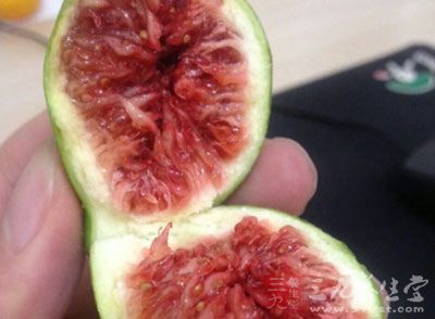 无花果：含有机酸和多种酶，可保肝解毒，清热润肠、助消化