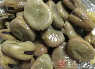 蚕豆中的蛋白质含量丰富,且不含胆固醇 蚕豆中的蛋白质含量丰富,且不含胆固醇